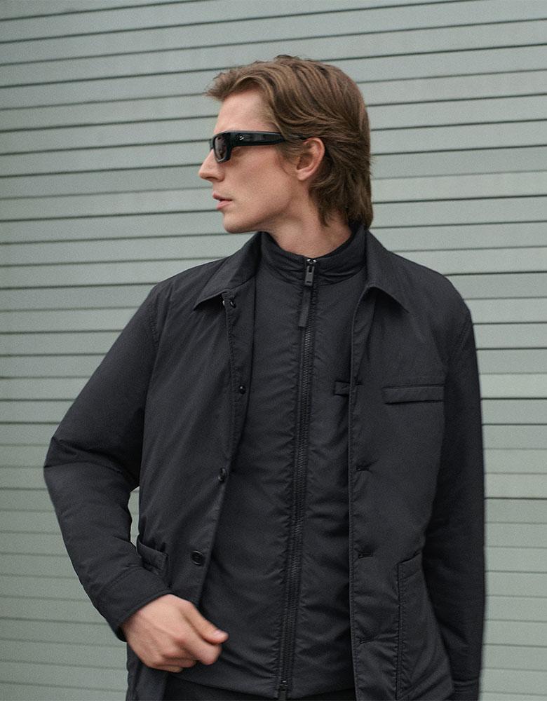 現行 Theory トラベルジャケット ストレッチ 黒系 L In Motion